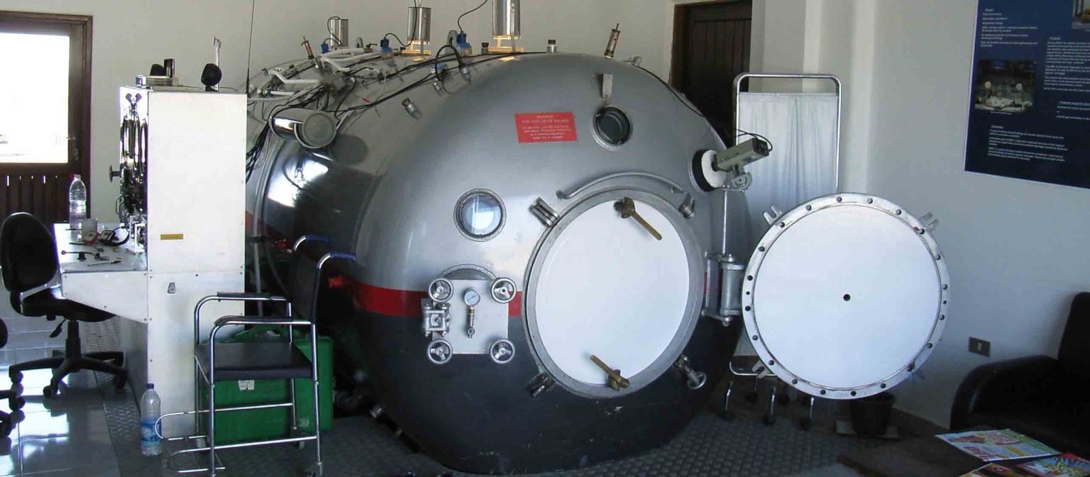 Assisting Recompression Chambers worldwide - Alert Diver Magazine | DAN ...